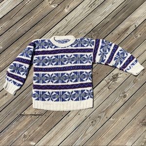 VINTAGE WINTER KNIT SWEATER